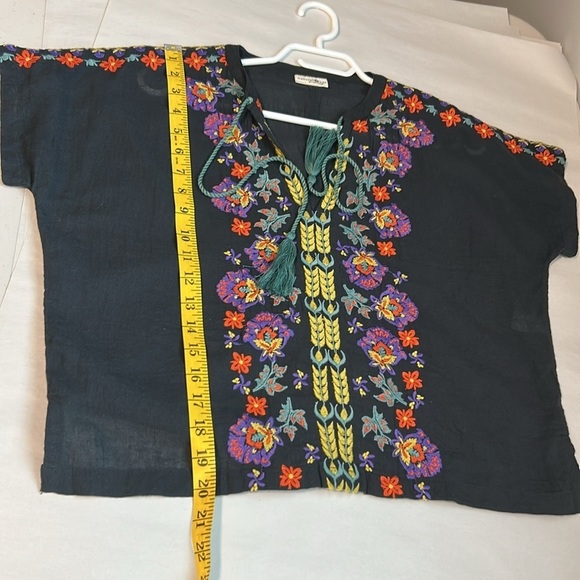 Natural Life Boho Floral Embroidered Top - Picture 6 of 12
